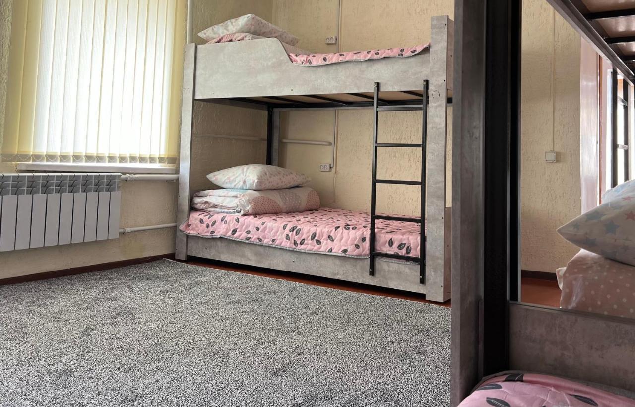 The Nest Hostel كاراكول المظهر الخارجي الصورة
